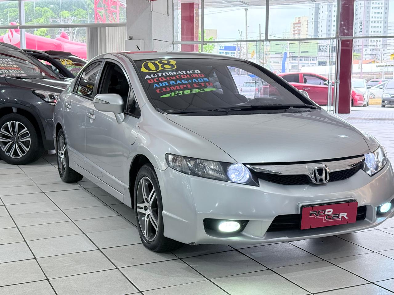 Honda Civic 1.8 EXS 16V